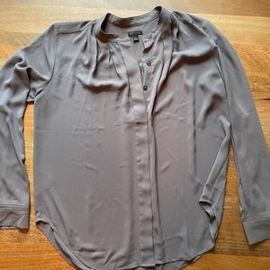 Ann Taylor top size medium